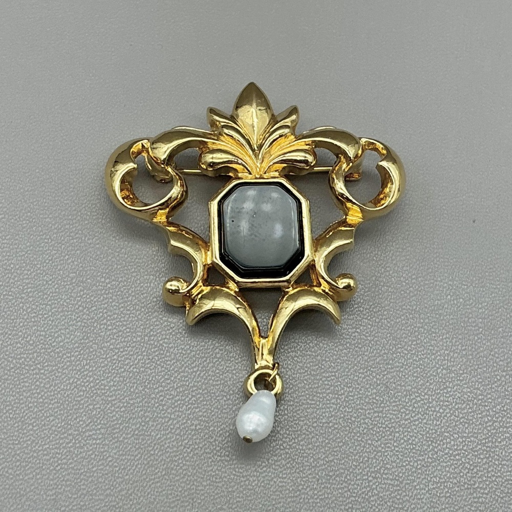 Avon Brooch Gold Tone Black Stone Faux Pearl Dangle Ornate Floral Pin Jewelry